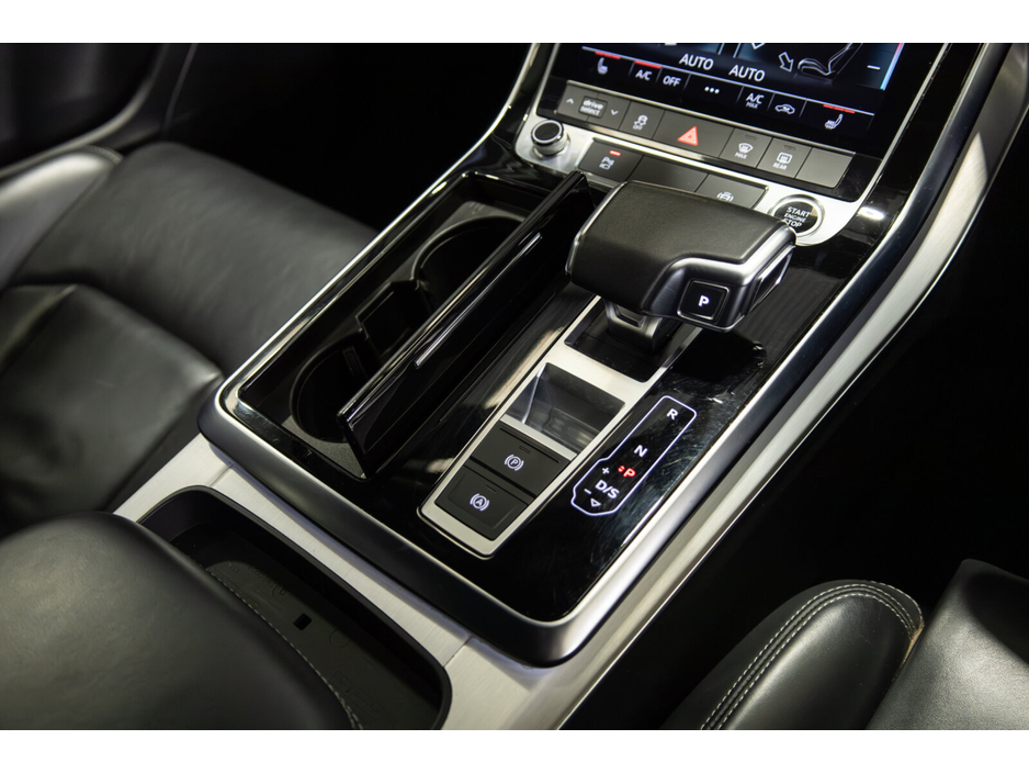 2023 Audi Q7 - image 18