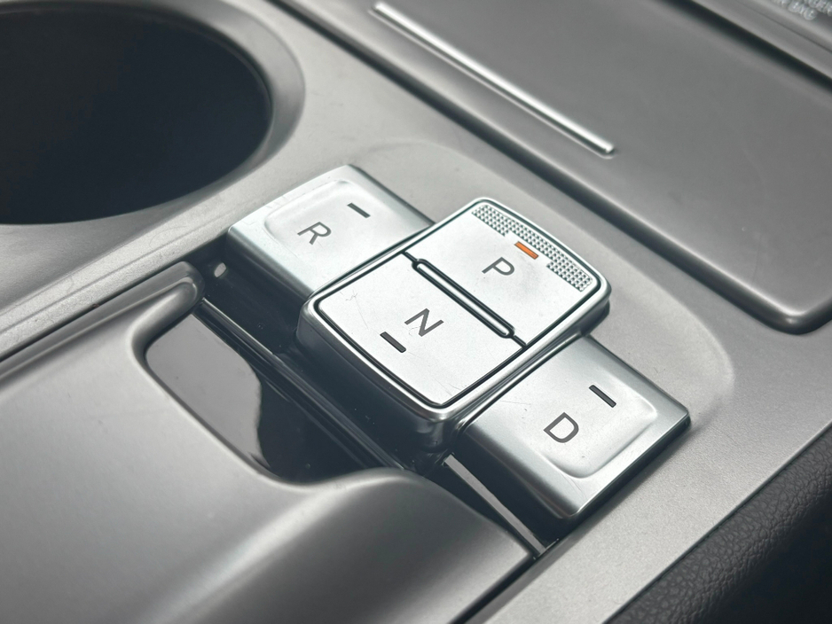 2022 Hyundai Kona Executive EV 39kWh Auto €18,990