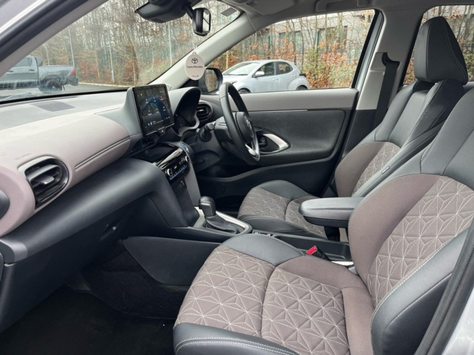 2022 Toyota Yaris Cross YARIS CROSS SOL €27,950