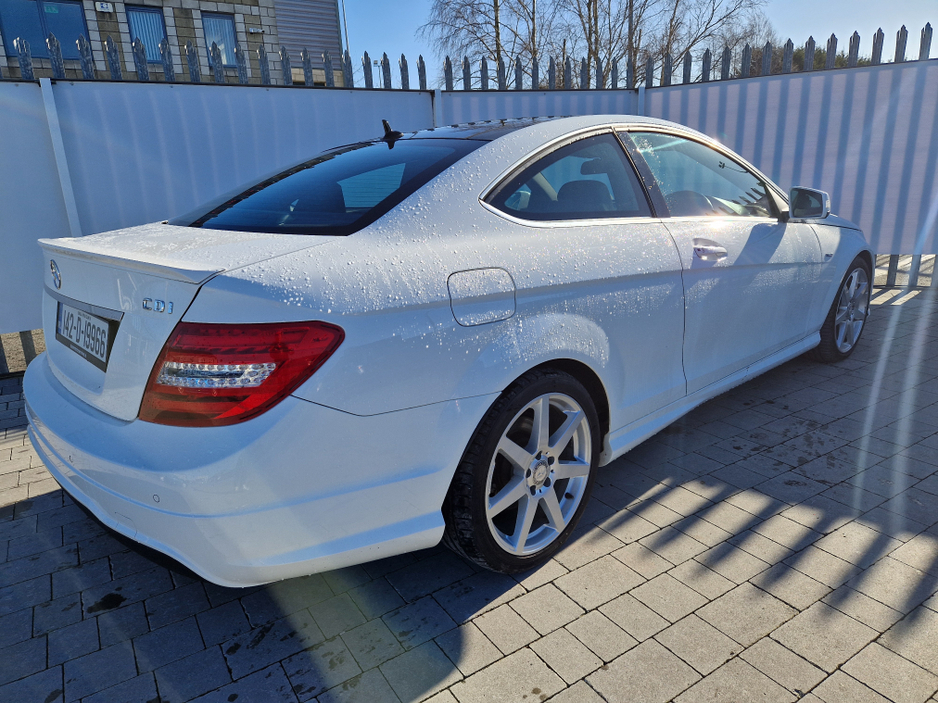 2014 Mercedes-Benz C Class - image 9