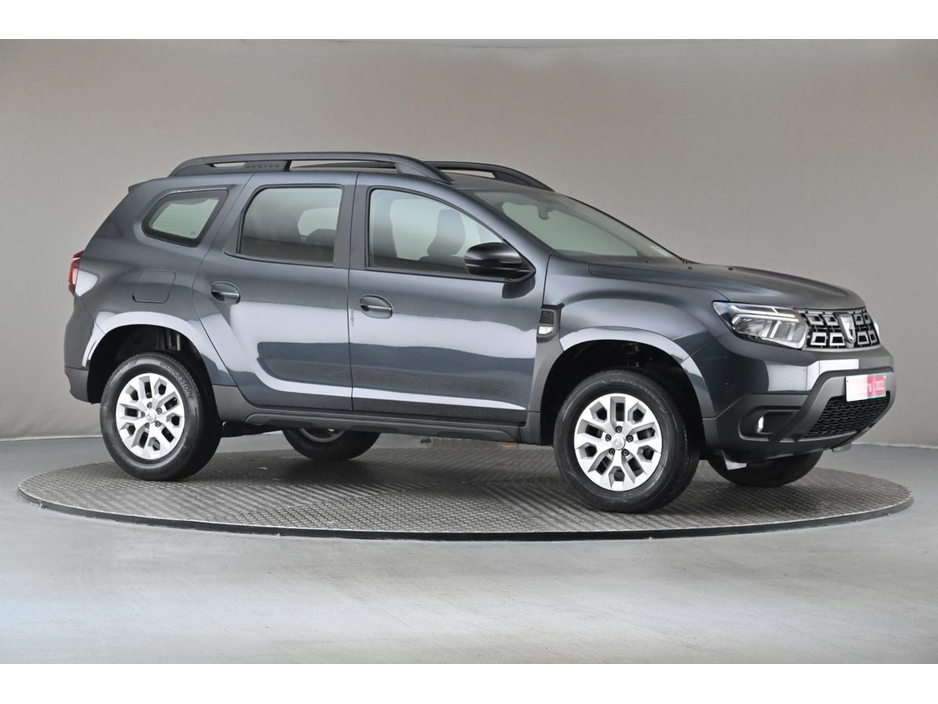 2022 Dacia Duster - image 12