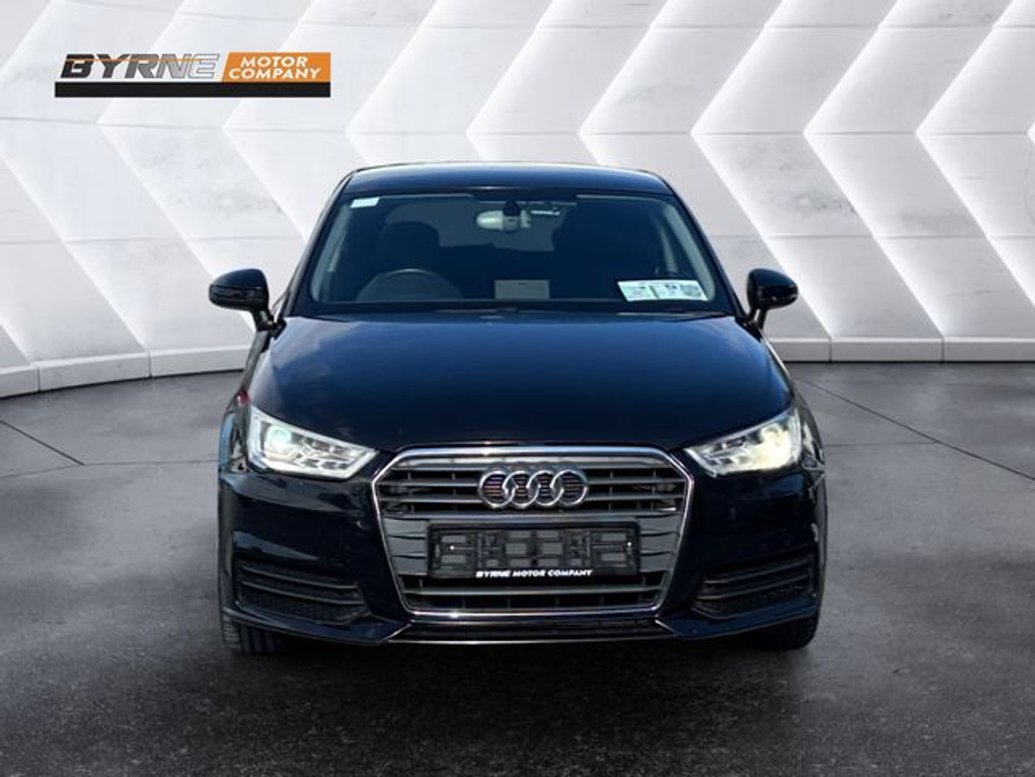 2015 Audi A1 - image 8