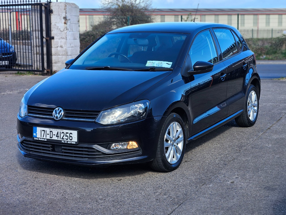 2017 Volkswagen Polo - image 3