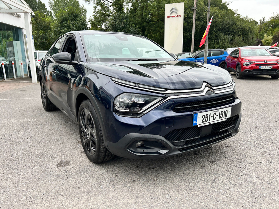 2025 Citroen C4 - image 4