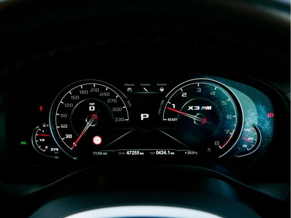 2020 BMW X3 - image 29