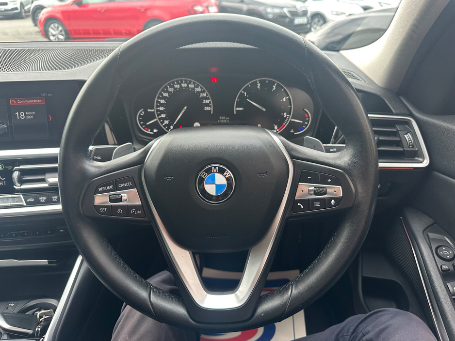 2019 BMW 3 Series - image 15