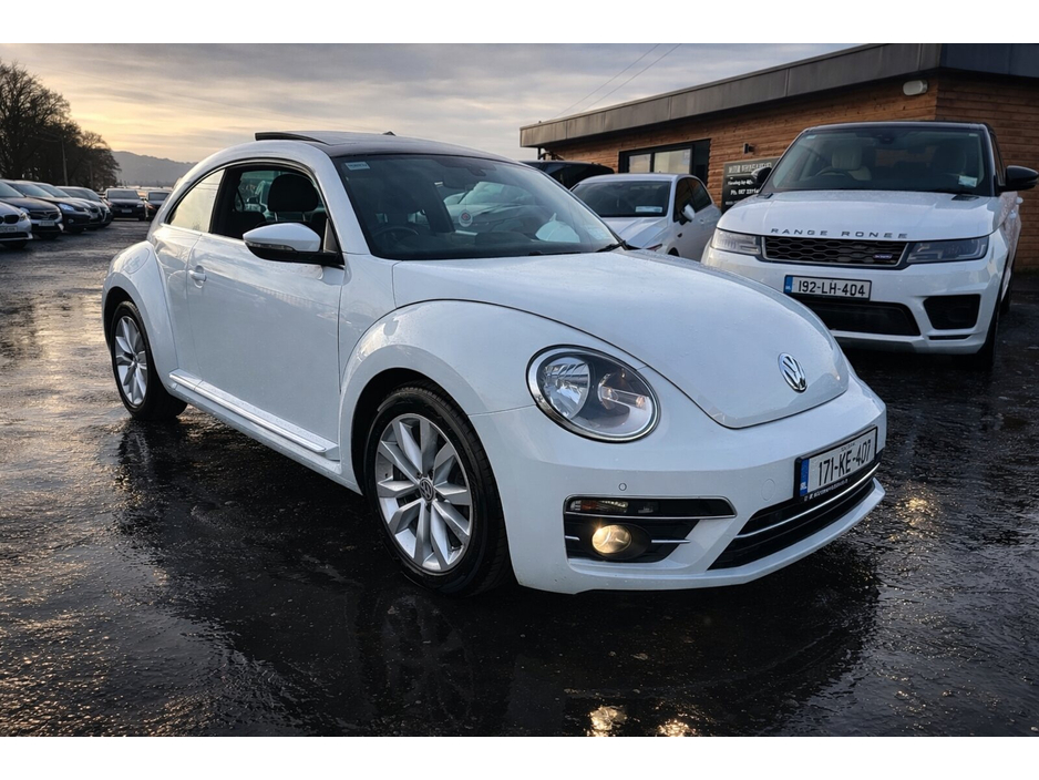 2017 Volkswagen Beetle - image 3