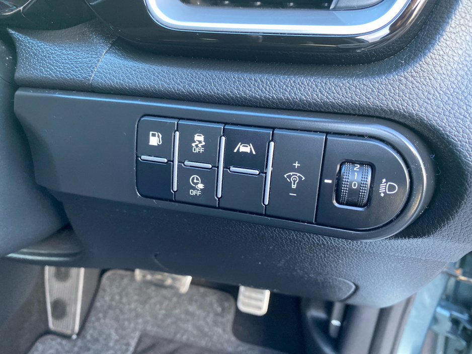 2024 Kia XCeed 1.6 PHEV Auto..Full Leather €30,500