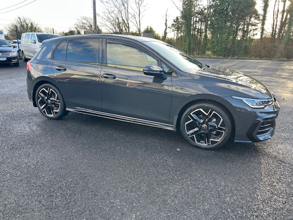 2025 Volkswagen Golf GOLF R-LINE 2.0 TDI 150HP Urano Grey €43,995