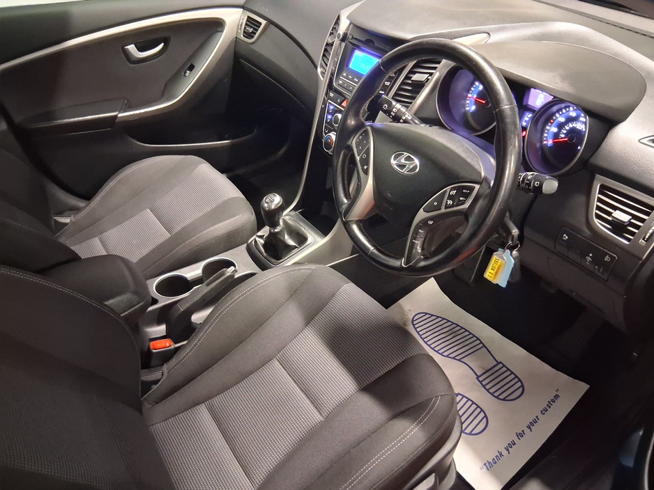 2014 Hyundai i30 - image 6