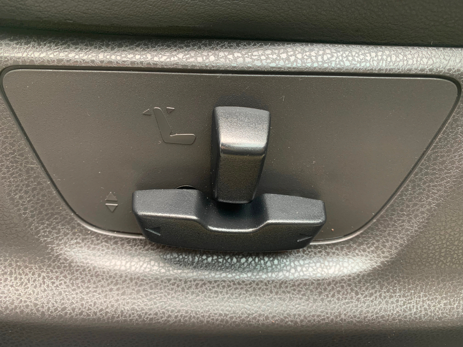 2019 Isuzu D-MAX - image 29