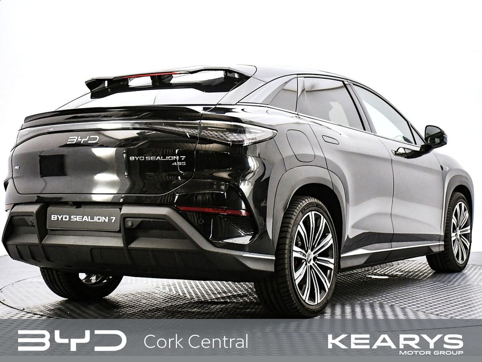 2026 BYD Sealion 7 - image 6