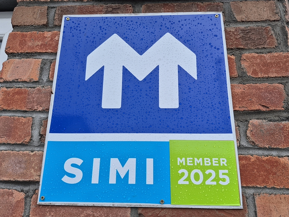 2018 Mercedes-Benz C Class Executive SE with full leather seats, 2.0 diesel saloon. €17,950