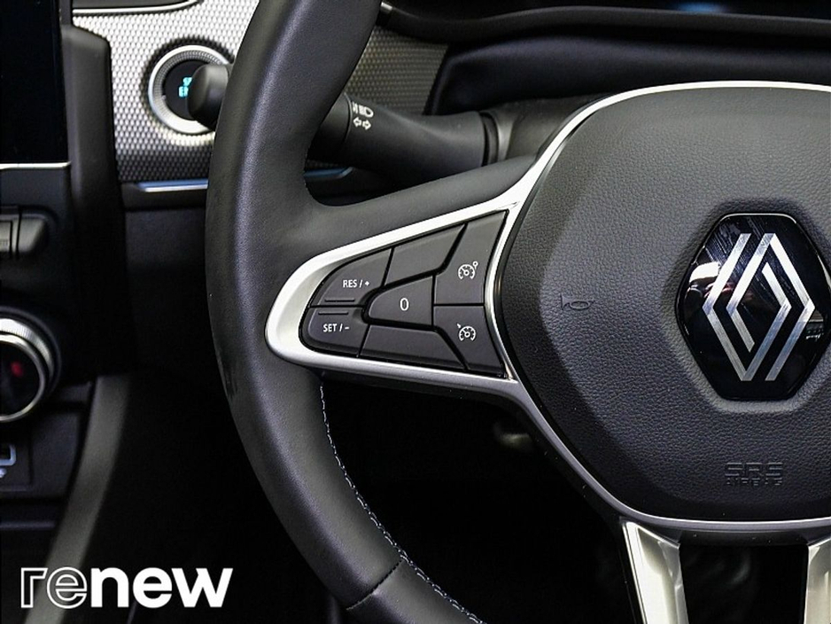 2023 Renault Arkana - image 22