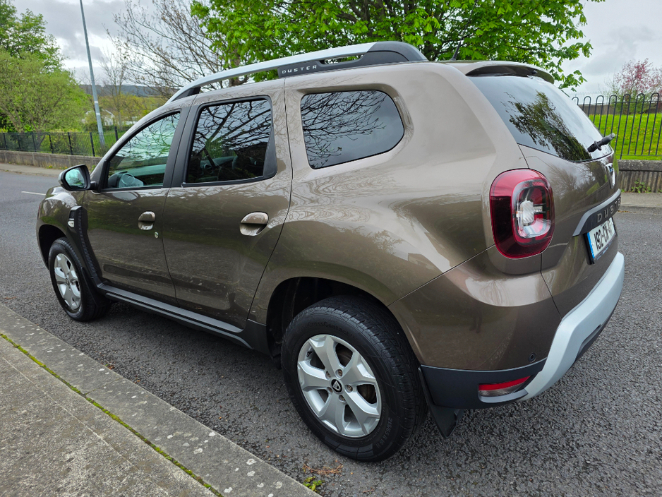2019 Dacia Duster - image 5