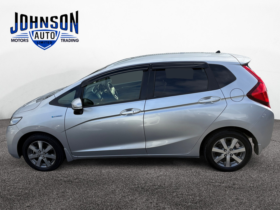 2016 Honda Fit - image 2