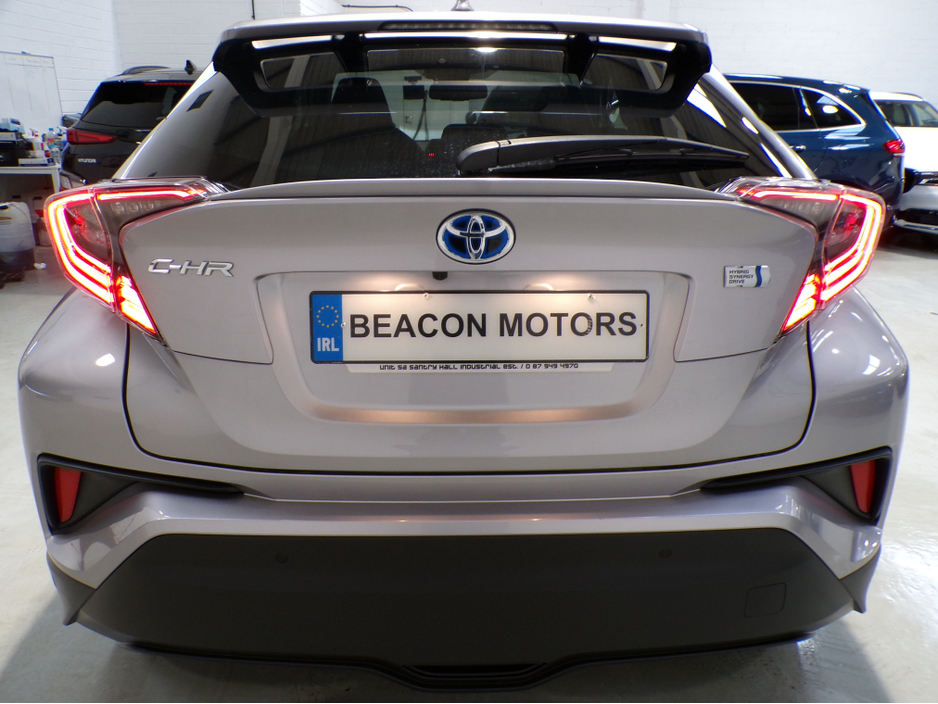 2018 Toyota C-HR 2018*32,000 MILES*HYBRID SPORT TOYOTA C-HR SELF CHARGING 1.8 AUTOMATIC*FANTASTIC CONDITION GREAT ON FUEL, POWER, COMFORT WITH A LOT OF SPACE ALL COMBINED FOR A FANTASTIC DRIVE. CAR COMES WITH FULL SAF €19,900