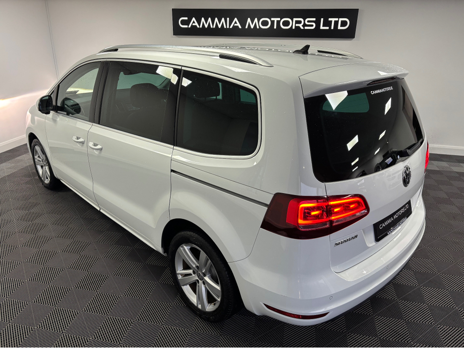 2020 Volkswagen Sharan *VOLKSWAGEN SHARAN* *AUTO LIGHTS* *DSG AUTO* *KEYLESS ENTRY* *REVERSE CAMERA* *7 SEATER* *MULTIFUNCTION STEERING WHEEL* *HEATED SEATS* *TRADE INS WELCOME*