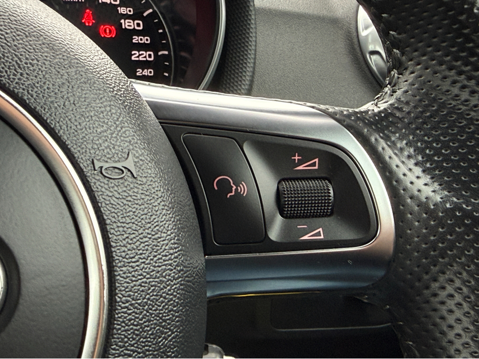 2014 Audi TT - image 18