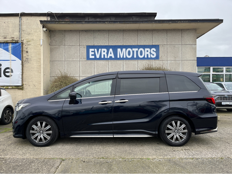 2021 Honda Odyssey - image 7