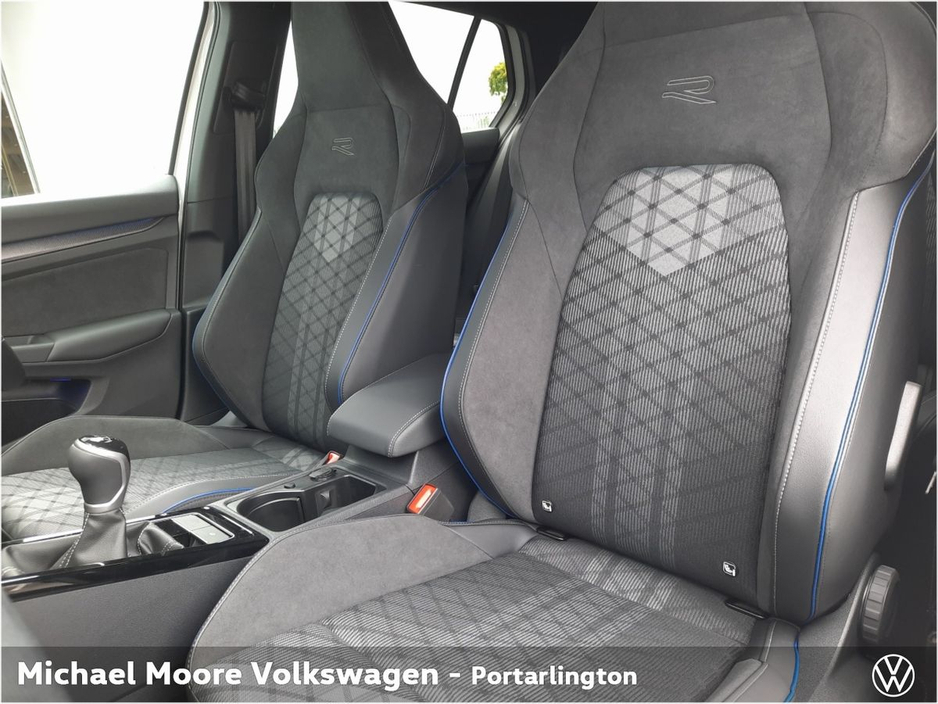 2026 Volkswagen Golf R-LINE 1.5TSI 150 M6F €43,960