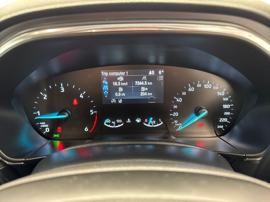 2020 Ford Focus - image 14