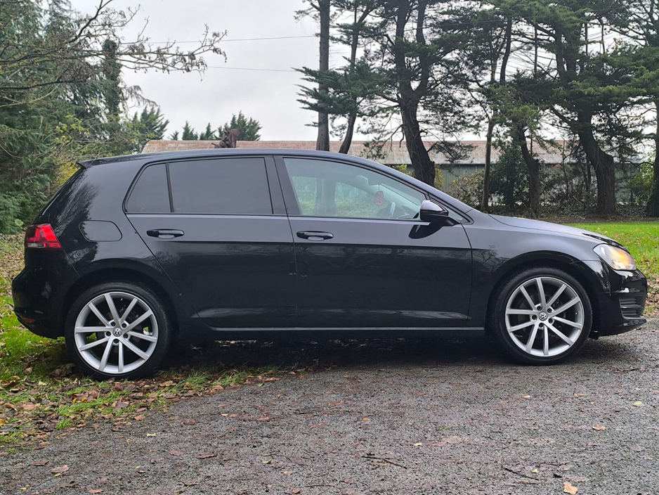 2014 Volkswagen Golf - image 7