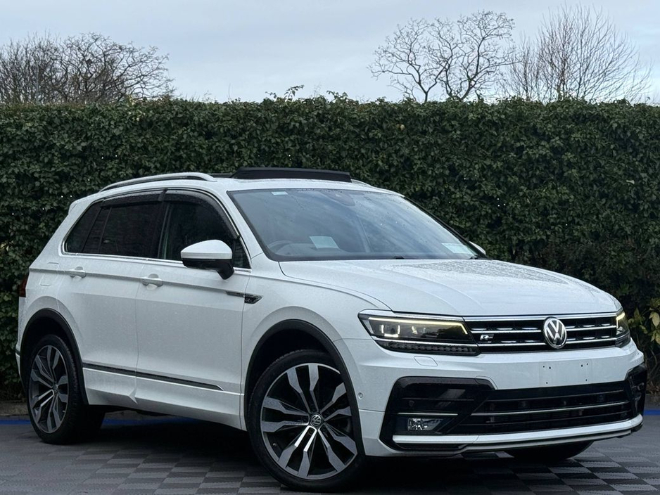 2020 Volkswagen Tiguan R-LINE 4MOTION 2.0 TDI * HUGE SPEC * // OPENING PAN ROOF // 360 PARKING CAMERAS // HEADS UP DISPLAY // APPLE CARPLAY/ANDROID AUTO €34,950