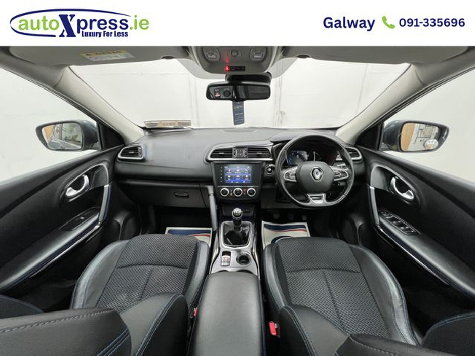 2020 Renault Kadjar - image 2