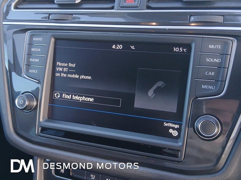 2017 Volkswagen Tiguan - image 13