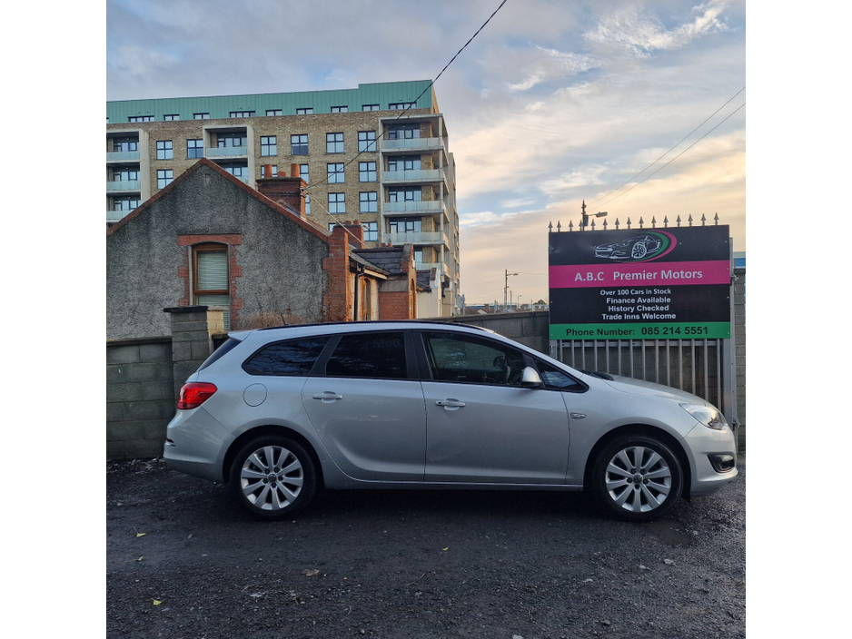 2014 Vauxhall Astra  €3,950