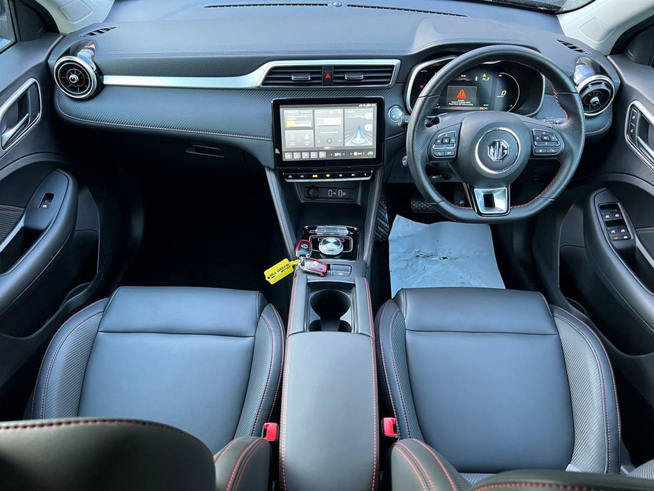 2024 MG ZS TROPHY CONNECT EV // AS NEW CAR // 3, 000 MILES // ADAPTIVE CRUISE CONTROL // DIGITAL CLUSTER €22,900