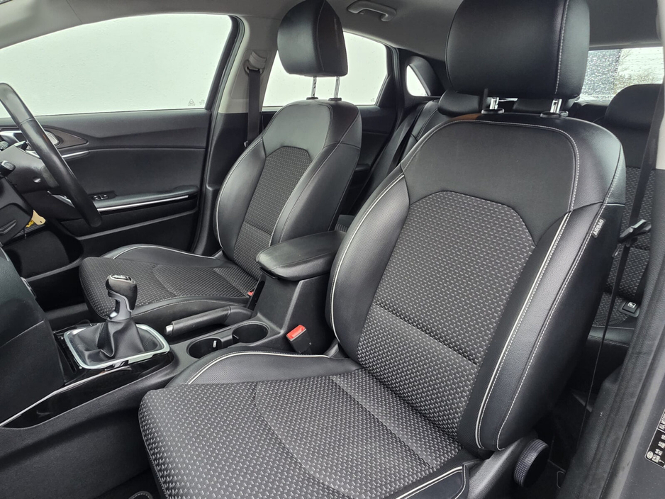 2019 Kia Ceed - image 8