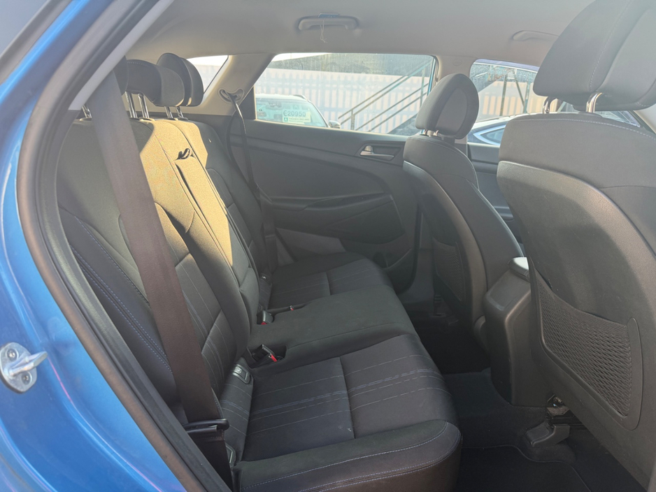 2017 Hyundai Tucson - image 14