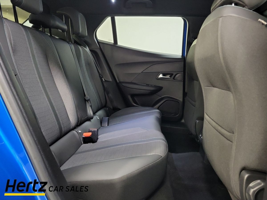 2023 Peugeot 2008 - image 16