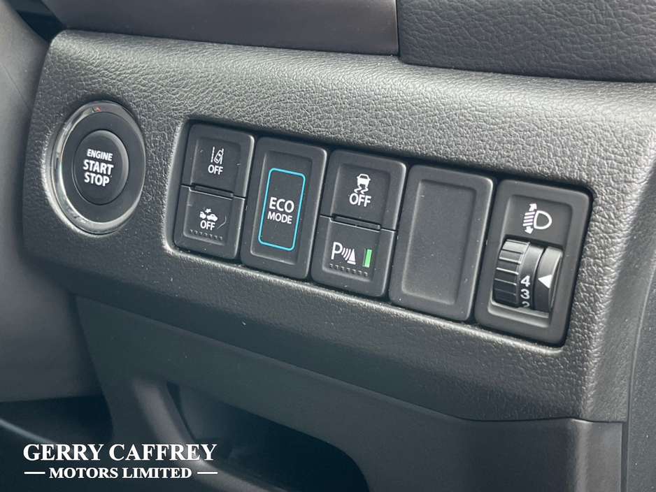 2025 Suzuki Vitara - image 13