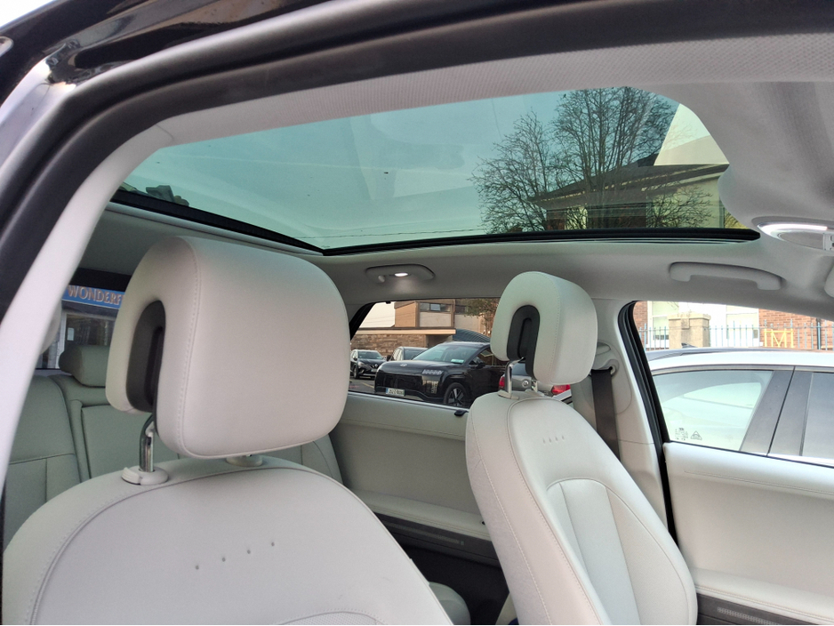 2025 Hyundai Ioniq 5 - image 8