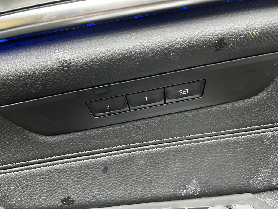 2018 BMW 5 Series €24950! 2018 BMW 520D 523D LUXURY 2.0 AUTOMATIC / CRUISE CONTROL / 360° PARKING CAMERA / ELECTRIC MEMORY & HEATED SEATS / HEATED REAR SEATS €24,950