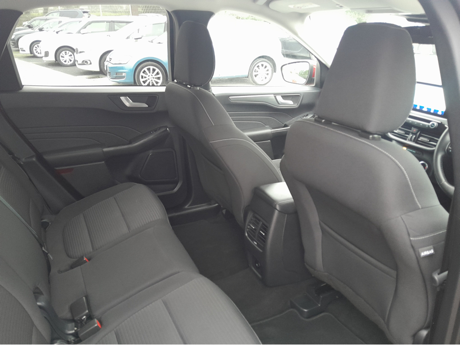 2023 Ford Kuga - image 22