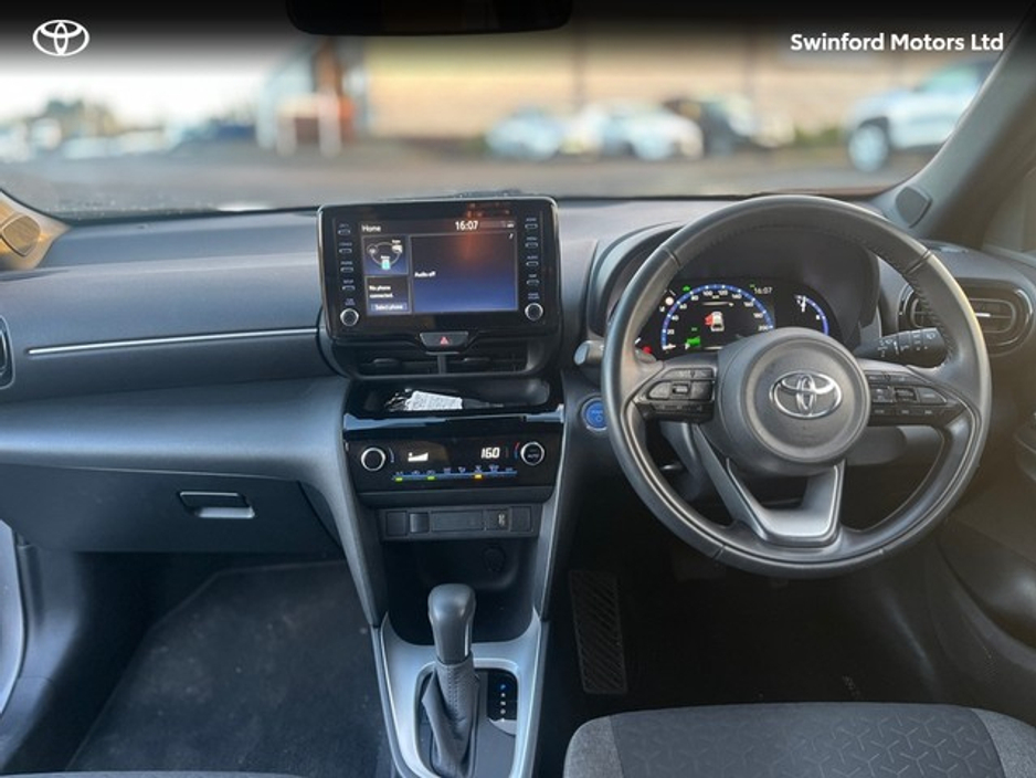 2023 Toyota Yaris Cross CR CROSS LUNA SPORT 4DR AUTO