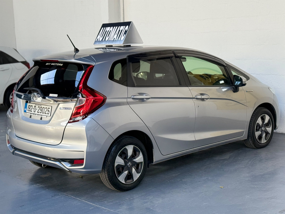 2019 Honda Jazz - image 5