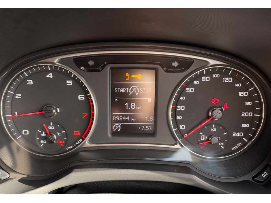 2016 Audi A1 - image 9