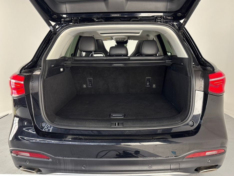 2021 MG HS EXCLUSIVE PHEV AUTO**PANORAMIC ROOF**DIGITAL DASH**TOUCH SCREEN APPLE CAR PLAY**MULTIFUNCTIONAL STEERING WHEEL**HEATED LEATHER SEATS**ELECTRIC SEATS**ELECTRIC FOLDING MIRRORS**ELECTRIC TAILGATE** €24,995