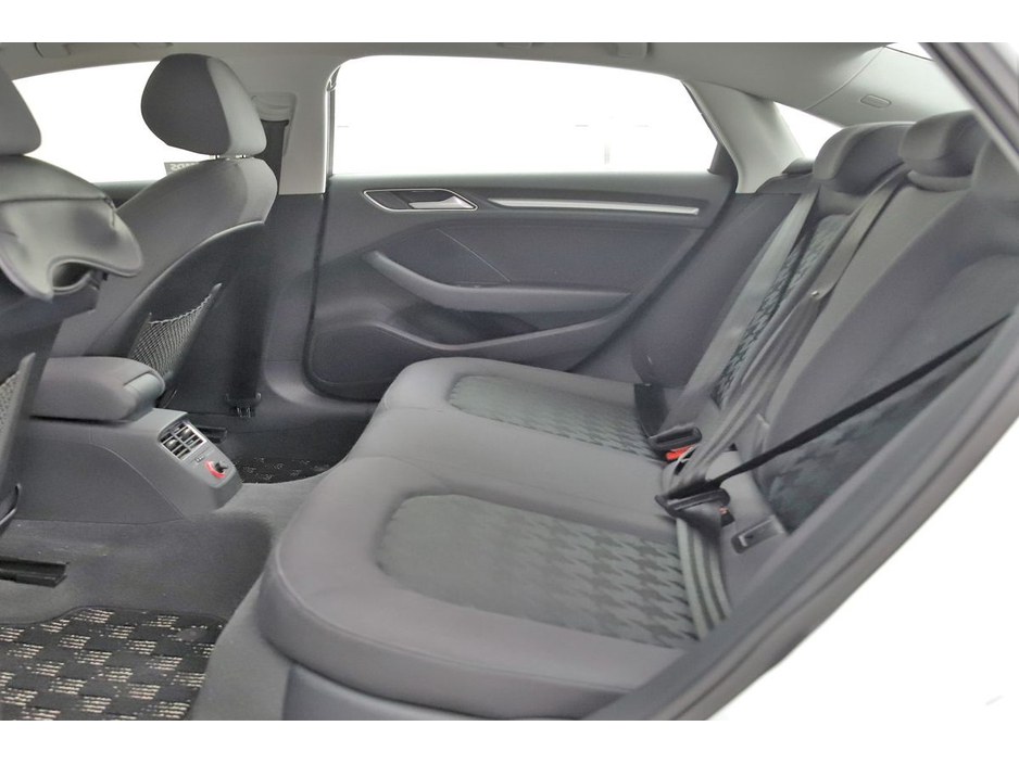 2016 Audi A3 - image 16