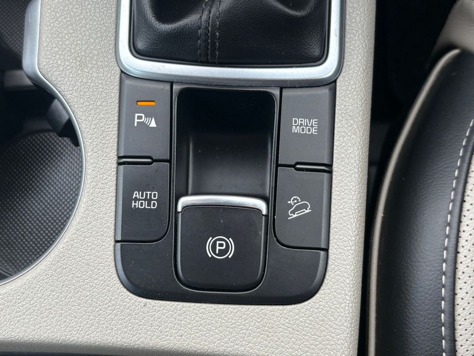 2021 Kia Sportage - image 17