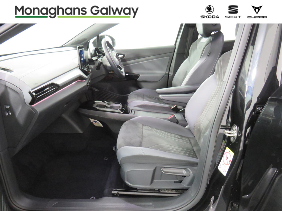 2023 Volkswagen ID.4 - image 11