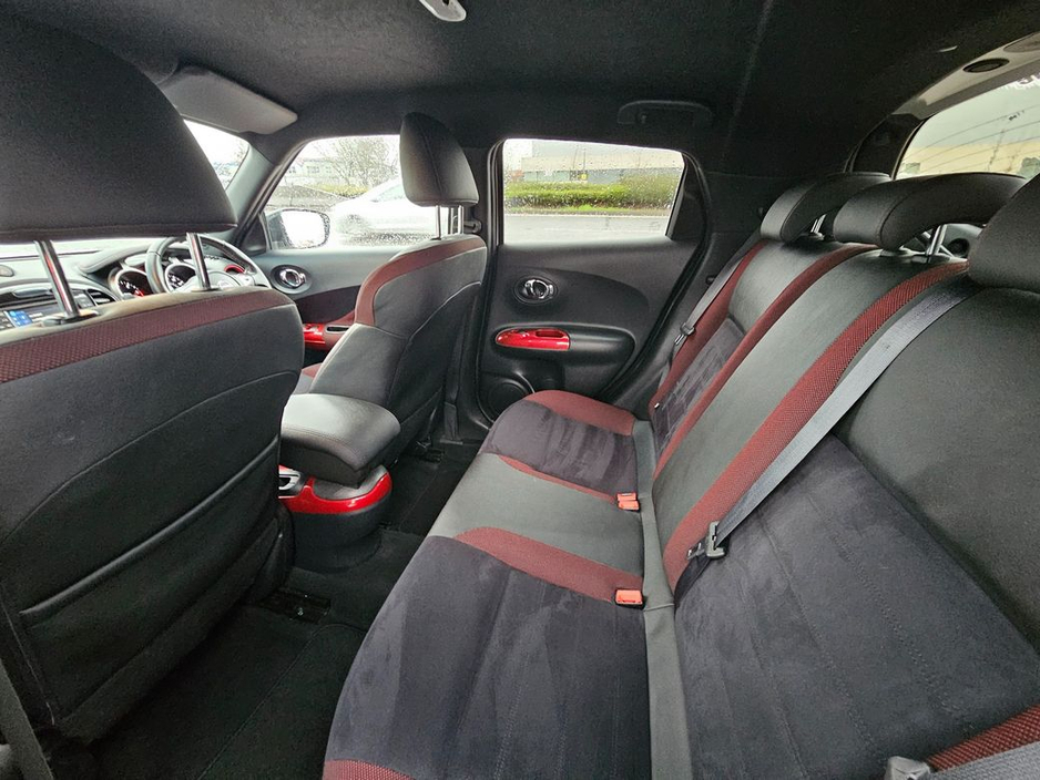 2016 Nissan Juke - image 12