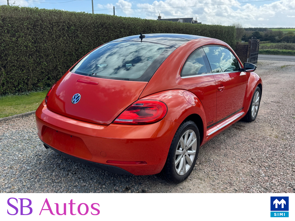 2016 Volkswagen Beetle - image 4