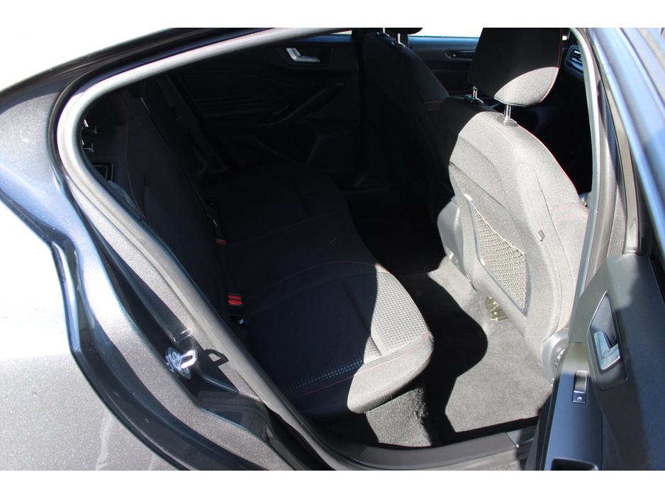 2024 Ford Focus - image 12