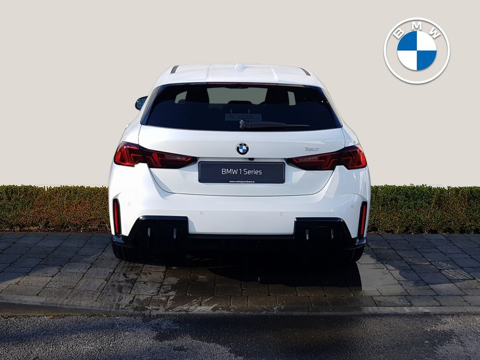 2026 BMW 1 Series - image 13